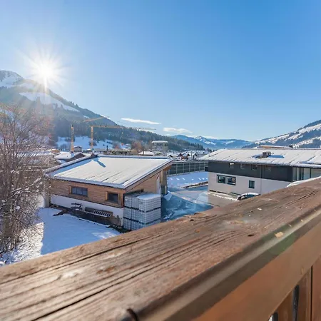 Brixen 1 公寓