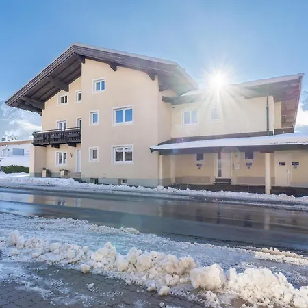 Apartment Brixen 1 *